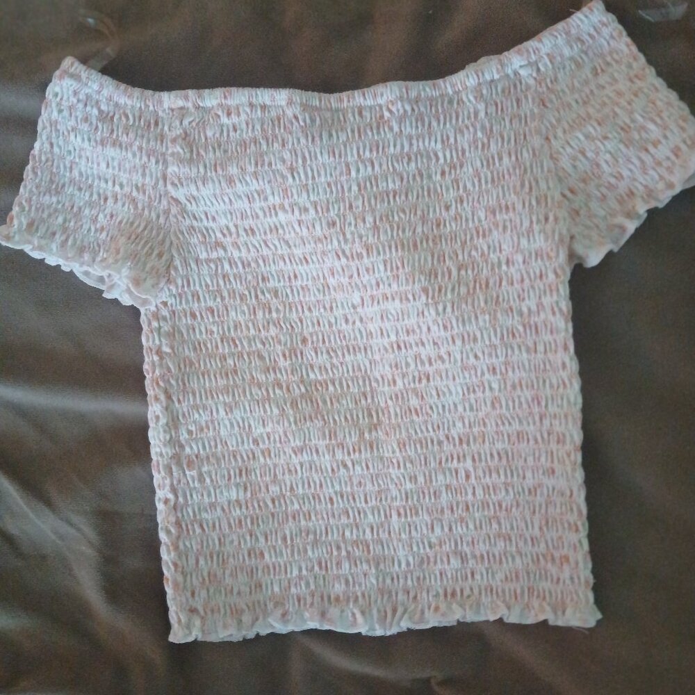 Brand new adorable top